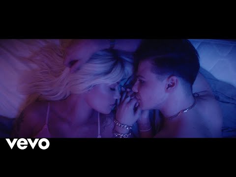 VIDEO: YUNGBLUD, Halsey - 11 Minutes ft. Travis Barker Mp4