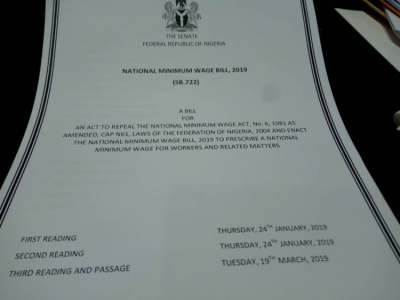 Finally! Senator Bukola Saraki Signed The Minimum Wage Bill (Photos)