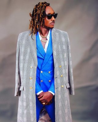 Terry G Looks Stunning in New Suit Picture